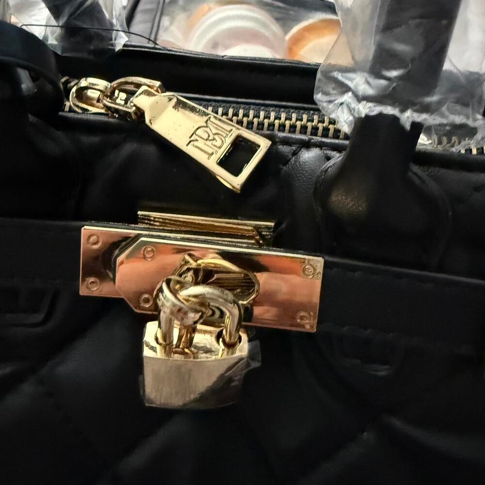Badgley mischka small quilted two way - Picture 3 of 8